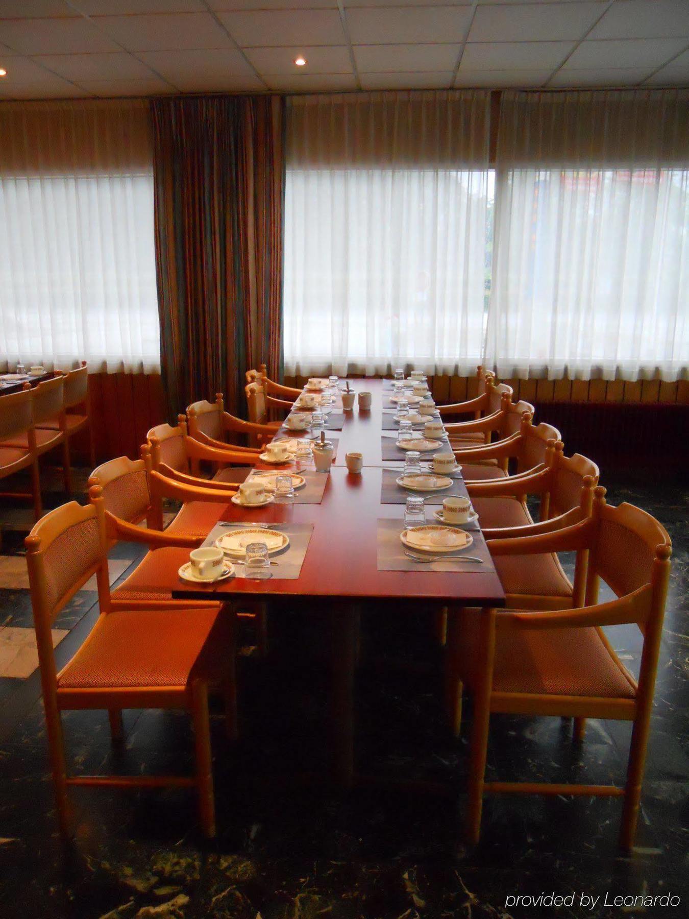 Tulip Inn Maastricht Aachen Airport Restoran fotoğraf